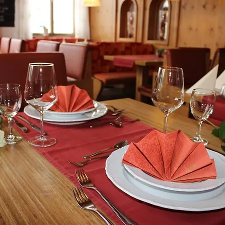 Guest house Ristorante Pizzeria Pension Taormina Rosshaupten